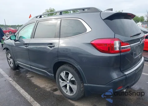2019 Subaru Ascent Premium из США, поврежденный, VIN 4S4WMAFD6K3435388